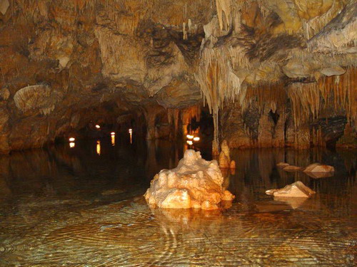 9 beautiful cave view in the world