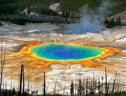 amazing hot spring in the world