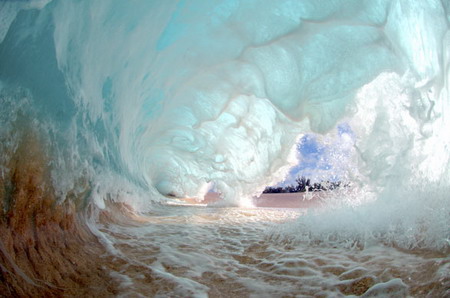 Photoes inside wave