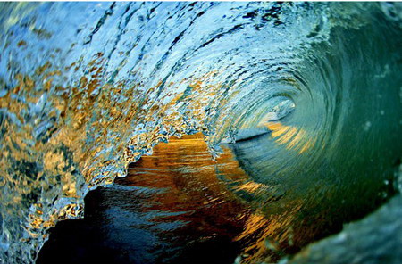 Photoes inside wave